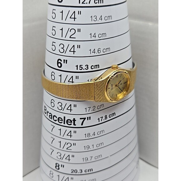 Citizen Quartz 2030 Gold Plated Textured Bracelet Ladies Watch New Battery - Picture 6 of 10